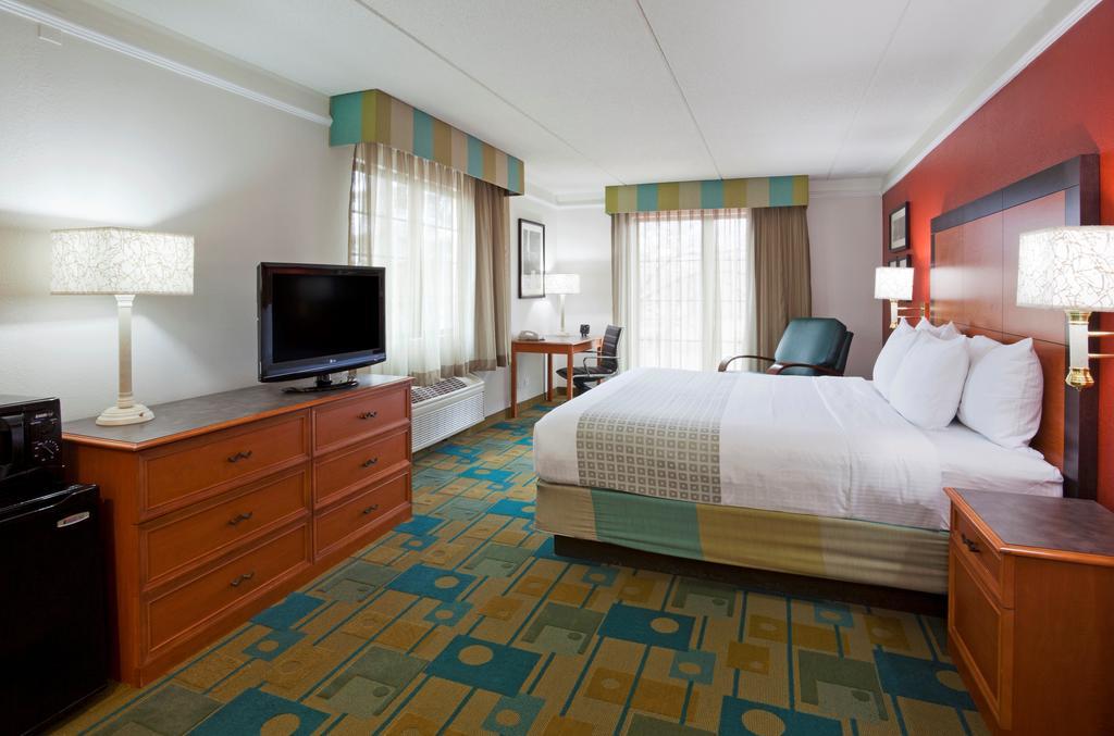 La Quinta Inn Chicago Oakbrook Terrace Dış mekan fotoğraf