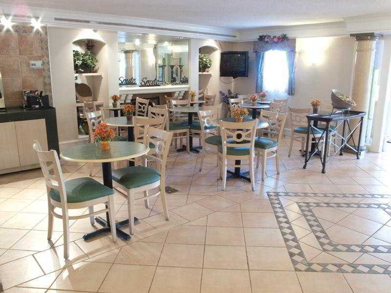 La Quinta Inn Chicago Oakbrook Terrace Restoran fotoğraf